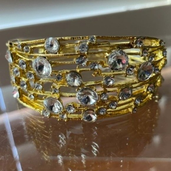 Rhinestone Crystal Hinge Cuff Bracelet - Picture 3 of 7